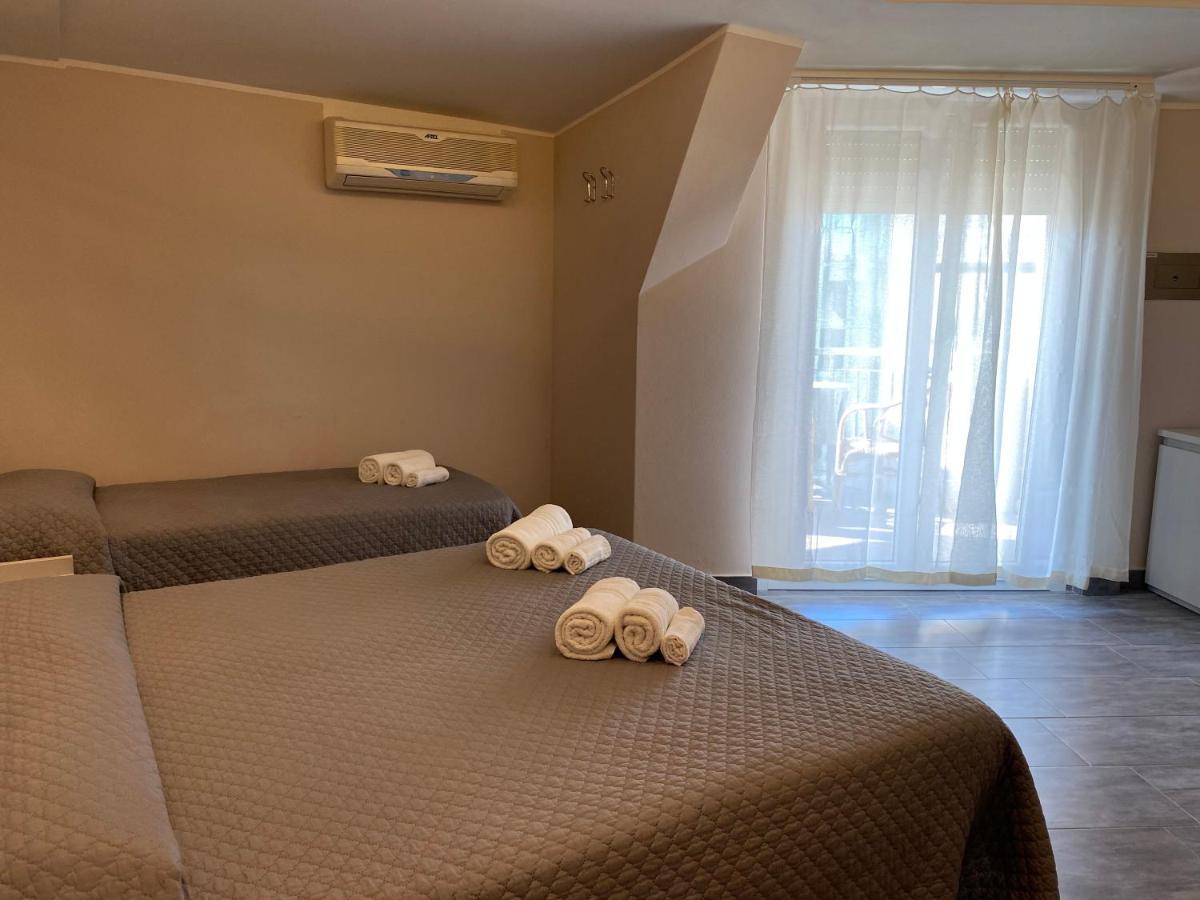 Hotel Moderno - Bed & Breakfast Червия Екстериор снимка