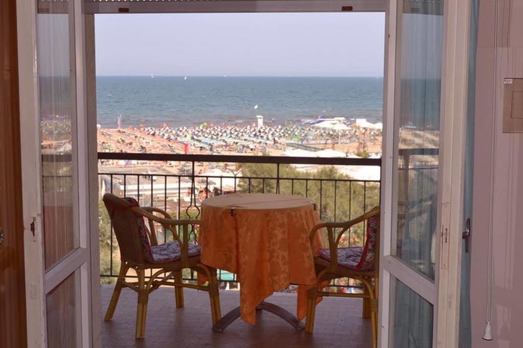 Hotel Moderno - Bed & Breakfast Червия Екстериор снимка